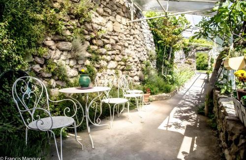 Montbrun-les-Bains Bed & Breakfast | Chambres D'hôtes Le Bellevue -
