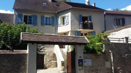 Vienne-en-Arthies Bed & Breakfast | Chambres d'hôtes Villa de Vienne-en-Arthies