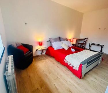 Amplepuis Bed & Breakfast | Chambres d'hôtes Les Vernayes