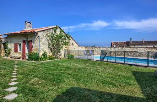 Puisseguin Bed & Breakfast | Chambres d'hôtes Noailles