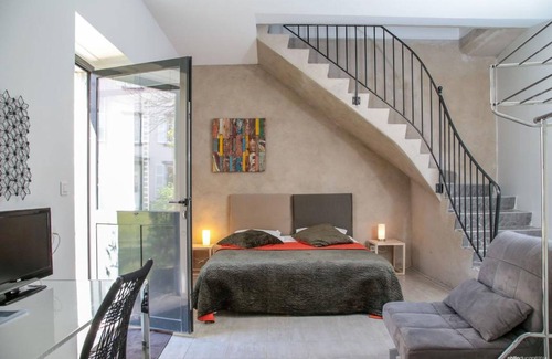 Cournon-dʼAuvergne House | Chambres d'Hotes Altamica