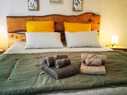 Merlas Bed & Breakfast | chambres d hotes Ysalice