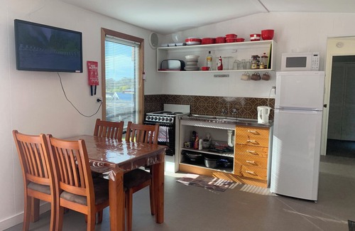 Bicheno Villa | Champ Villa - Freycinet Holiday Houses