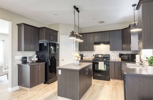 Sylvan Lake House | "Champagne" 3Bdrm Townhome in Sylvanlake