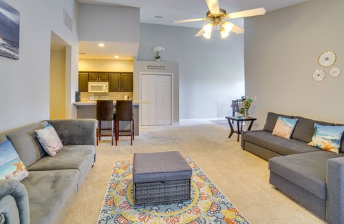 Champaign Condo | Champaign Condo w/ Amenity Access Near University!