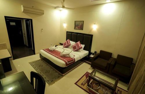 Air Force Area Hotel | Chandra Imperial