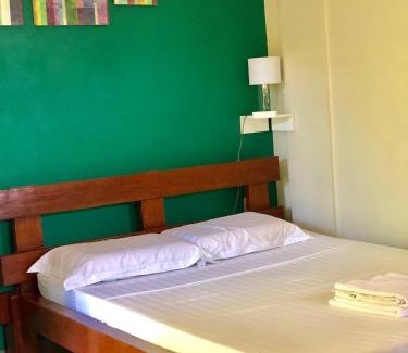 Daanbantayan Bed & Breakfast | Chaniva-Joy Island View Appartments
