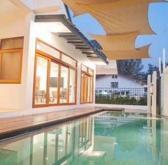 Hat Chao Samran Villa | Chao Sam Ran Pool Villa Phetchaburi หาดเจ้าสำราญ เพชรบุรี ราคาสำหรับ 8 ท่าน