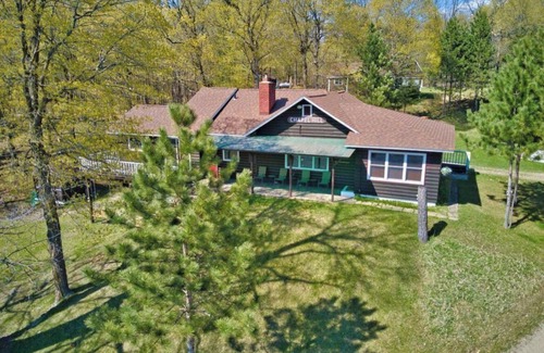 Oslund House | Chapel Hill Resort