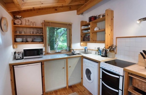 Diabaig Cottage | CHAPEL HOUSE, pet friendly, with open fire in Torridon