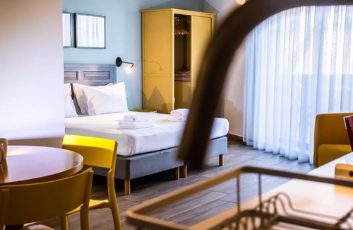 Msida Hotel | Chapter 5 Hotel