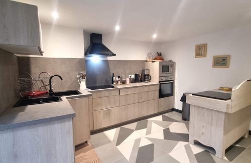 Saint-Julien-Molin-Molette Cottage | Charming cottage for 13 guests with spa and WiFi