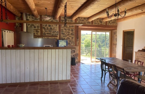 Saint-Julien-du-Pinet House | Character cottage for a break in the countryside