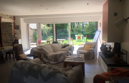 Laille House | CHARACTER HOUSE /20 Kms from Rennes/ only family and friends bookings