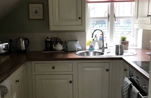 Hay on Wye Apartment | Characterful Apartment With Stunning Countryside Views