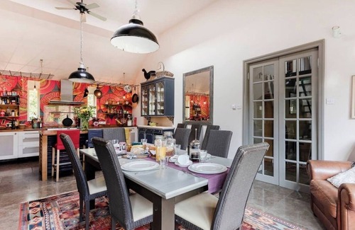 Bramley House | Characterful Home in beautiful surroundings of Surrey Hills