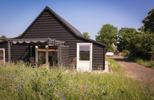 Municipality of Uden Cottage | Characteristic vacation home "Willem" overlooking meadows