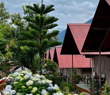 Narainkoti Hotel | Chardham Luxury Cottage With Scenic Mountain View