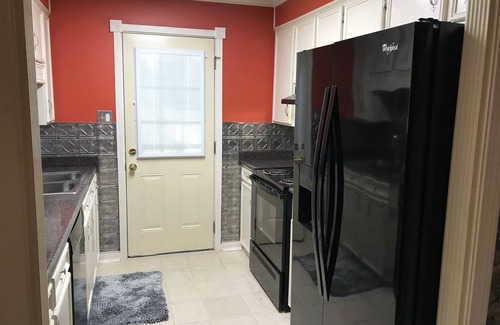 Tougaloo House | Charismatic Northeast Jackson Townhouse