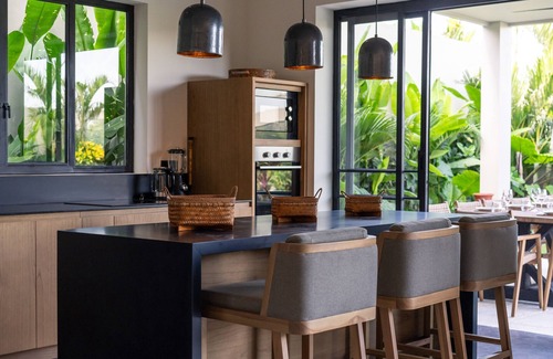 Umalas Villa | CHARLESTON
