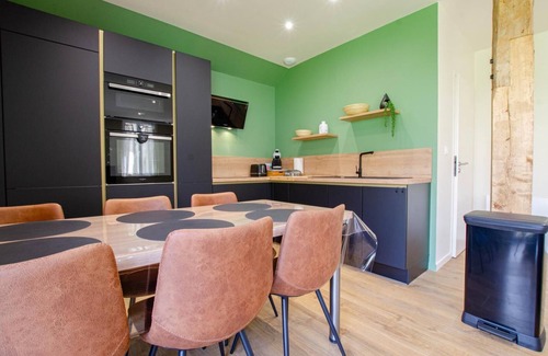 Neuville-sur-Vanne House | Charlie's Home - NEUVILLE SUR VANNE