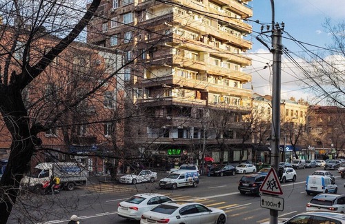Kentron Apartment | Charm 1BR/City Center/Gems Nearby
