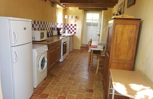 Asnieres sur Vegre House | Charm and tranquility