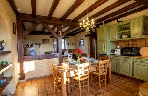 Cause-de-Clerans Cottage | Charming Farmhouse Near Dordogne River, Close to Medieval Villages, WiFi, Garden, Pets Welcome