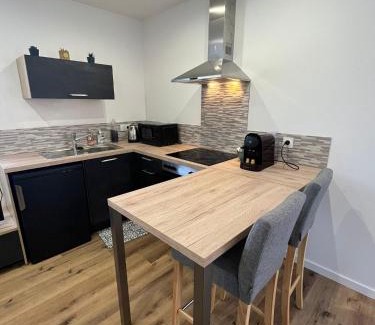 Miserey-Salines Apartment | Charmant appartement neuf avec parking privé