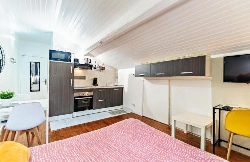Gorge de Loup Apartment | Charmant studio cosy climatisé et parking securisé à proximité du centre ville de lyon