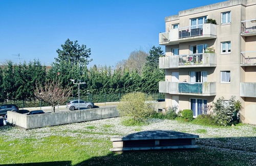 Meaux Apartment | Charmant Studio : Proche Paris et Disneyland !