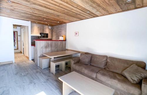 Val Claret Apartment | Charmant studio rénové, lumineux, proche des pistes avec balcon - Tignes Val Claret Haut - FR-1-502-156