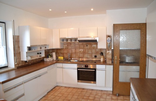 Georgensgmuend Apartment | Charmante Ferienwohnung mit Zwei Schlafzimmern und Wintergarten