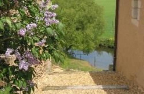 Asnieres sur Vegre House | Charmante maison paysanne rénovée avec grand terrain, proche de la rivière et du village médiéval - FR-1-410-162