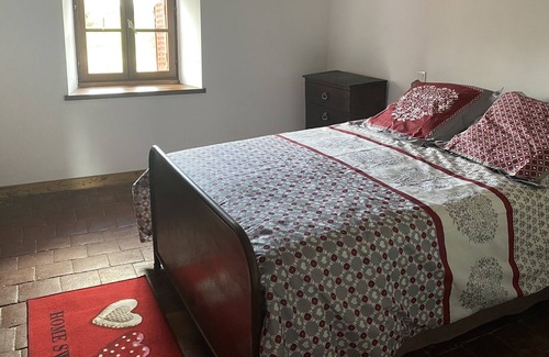 Buxeuil House | Charmante Maison de Campagne Rénovée du 17e 6 Voyageurs Rivière et Jacuzzi
