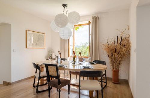 Les Salles House | Charmante maison de famille au calme, 5 chambres