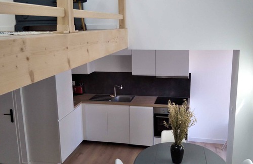 8th Arrondissement House | Charmante Maison de Pêcheur 100% Rénovée, à 100m de la Plage