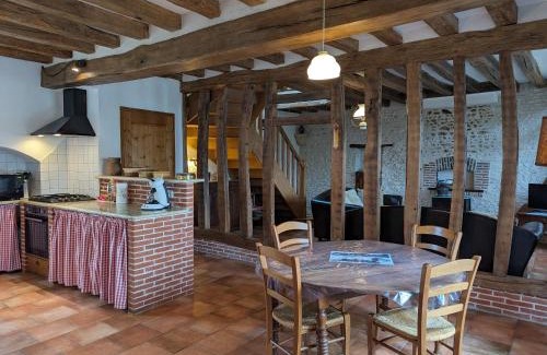 Lorcy House | Charmante Maison Rurale avec Terrasse Privative, Proche A.77 et A.19, entre Gâtinais et Fontainebleau - FR-1-590-58