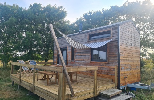 Cerisy-la-Foret House | Charmante Tiny House Dans un Camping à la Ferme