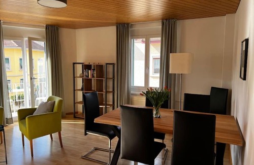 Arbon Apartment | Charmante und zentrale Wohnung am Weiherpark Arbon