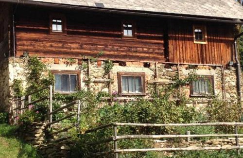 Stanz Im Murztal House | Charmantes Gästehaus am Waldrand in alpiner Lage Siehe auch zweites Objekt Gästewohnung in altem Bauernhaus