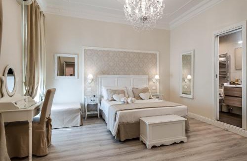 Rione VIII Sant'Eustachio House | Charme & Chic Luxury
