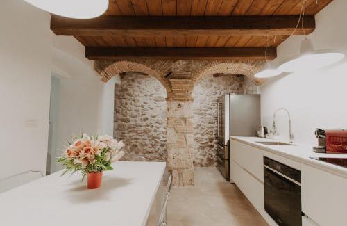 Centro Storico Apartment | Charme in Centro with private parking