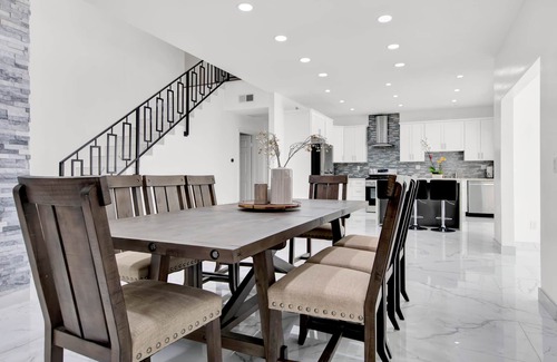 Reseda House | Charmer Salt Water Pool 2 Story House 2800 sq ft