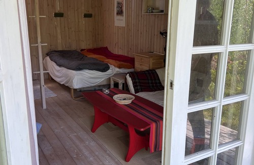 Lodbjerg Hede Cabin | Charmerende Skovhytte