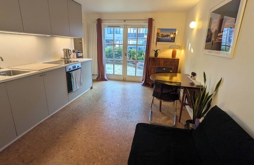 Haggerston Apartment | Charming 1 bed flat with extra study and sofabed