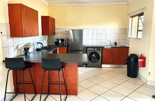 Polokwane Apartment | Charming 1-bedroom apartment in pleasant Polokwane with WiFi
