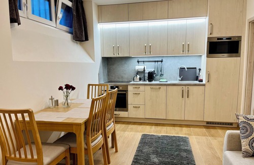 Eden Apartment | Charming 1-bedroom apartment in brilliant Hlavní město Praha with WiFi