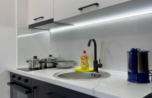Kisela Voda Apartment | Charming 1-bedroom apartment in beautiful Skopje with AC