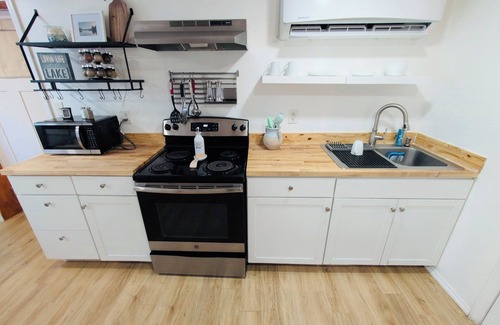 Dayton Apartment | Charming 1-bedroom apartment in peaceful Dayton with WiFi, AC.